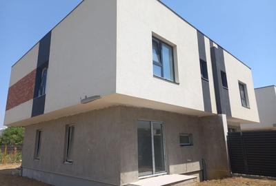 Titan vila DUPLEX  101 mp la 10 minute metrou Republica - 46