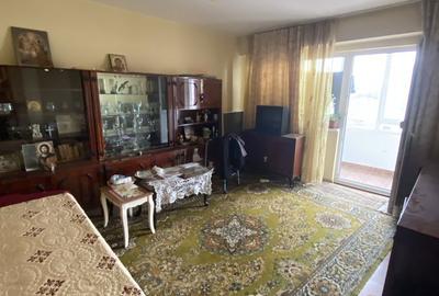 Apartament cu 3 camere decomandat în Ultracentral