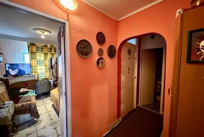 APARTAMENT 4 CAMERE, ZONA MICRO 17 - 3