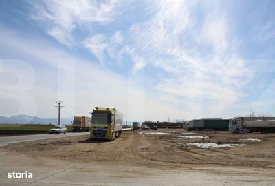 Teren de 6818 mp, în Central - 1