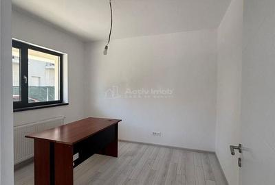 Spațiu comercial, de 45 mp, în Central - 6