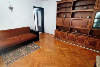 Apartament cu 3 camere semidecomandat, mobilat în Central - 10