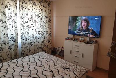 Apartament cu 4 camere decomandat în Viziru 3 - 2