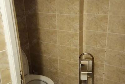 Spațiu comercial, de 85 mp, în Central - 4