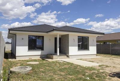 Casă cu 4 camere în Paleu - 2