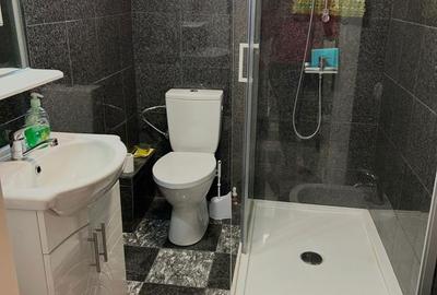 Casă cu 4 camere în Central - 2