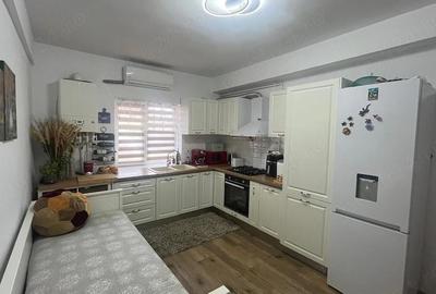 Apartament cu 3 camere decomandat în Central - 4