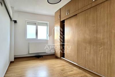 Chirie Apartament pe Malul Muresului zona. Maranata 4 camere - 3