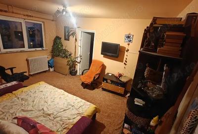 Vand apartament cu 2 camere, Ploie?ti Nord - 2