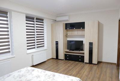 Garsonieră decomandată în Brâncoveanu