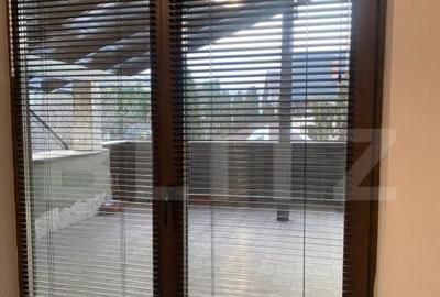 Casa de vanzare, cu 4 camere, 268 mp + teren 786 mp, zona-M - 5