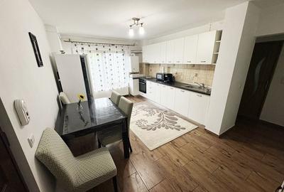 Apartament cu 2 camere semidecomandat, mobilat în Zorilor