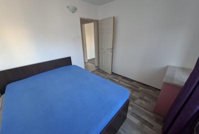 Apartament cu 2 camere semidecomandat, mobilat în Baza 3 - 3