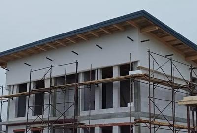 Casă cu 5 camere cu Teren 600 Mp în Marginea - 2