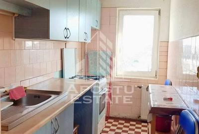 Apartament cu 4 camere decomandat în Aurel Vlaicu - 1