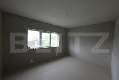 Casă cu 5 camere cu Teren 2700 Mp în Central