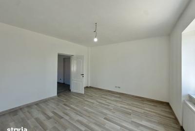 Casă cu 3 camere cu Teren 480 Mp în Sânmihaiu Român - 7