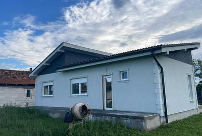 Casa noua ,zona Gelu,Satu Mare , pret 110.000euro - 4