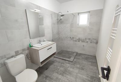 Casă modernă cu living spectaculos - 12