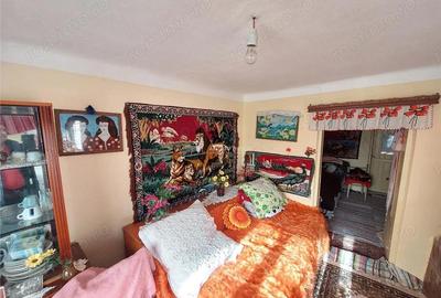 Casă cu 5 camere cu Teren 1200 Mp în Tisău - 11