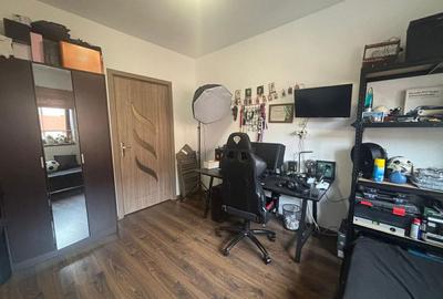 Apartament cu 3 camere semidecomandat în Nord - 5