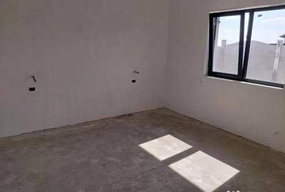 Casă cu 3 camere cu Teren 420 Mp în Șendreni - 9