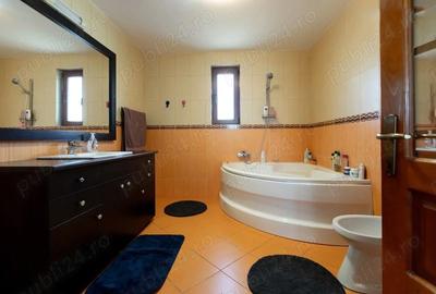 Casă cu 5 camere în Șerbănești - 4