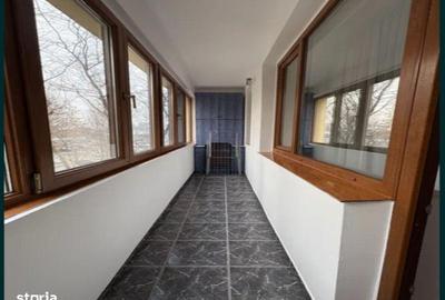 Apartament cu 2 camere decomandat în Obor