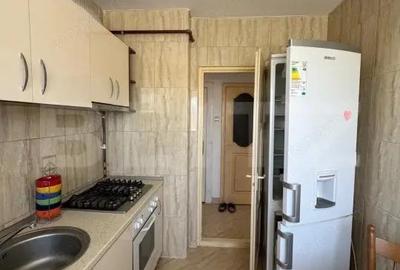 Apartament cu 3 camere semidecomandat în Central - 12