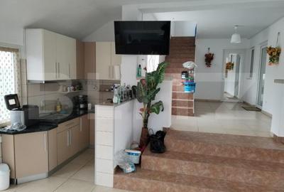 Casă cu 5 camere cu Teren 420 Mp în Central