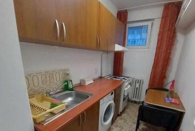 Garsonieră decomandată în Dristor