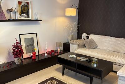 Apartament cu 2 camere decomandat în Crângași - 1