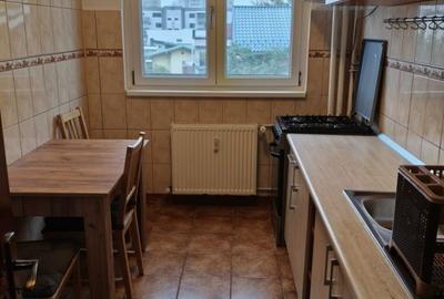 Apartament de 2 camere, decomandat, 50 mp, zona 1 Decembrie 1918 - 5