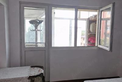 Apartament cu 3 camere decomandat în Central - 4