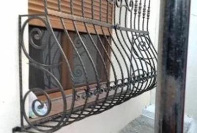 Garsonieră nedecomandată în 23 August - 5