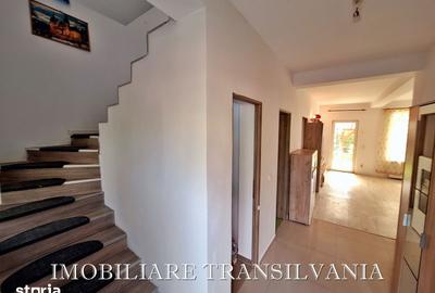 Casă cu 5 camere cu Teren 384 Mp în Unirea - 15