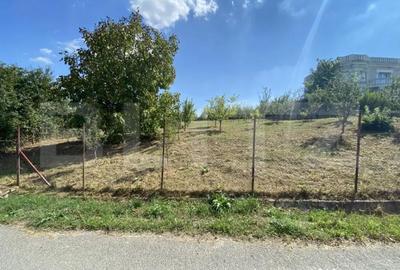 Teren de 1500 mp, în Aghireș - 2