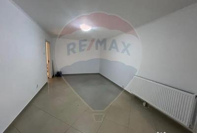 Spațiu comercial, de 30 mp, în Central - 7