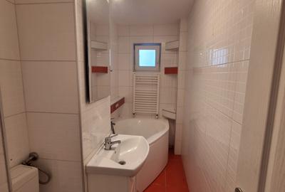 Apartament cu 3 camere semidecomandat în Dacia - 14