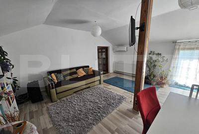 Casă cu 5 camere cu Teren 1087 Mp în Șoimuș