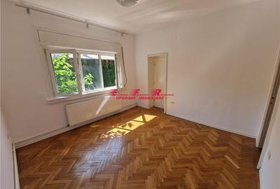 Domenii Clucerului - Apartament 3 camere in vila si 2 camere anexe - EFR UPGRADE