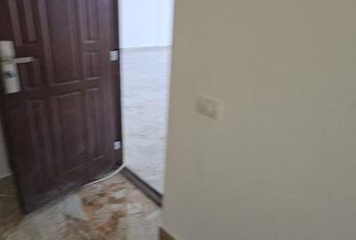 Spațiu comercial, de 200 mp, în Central - 3