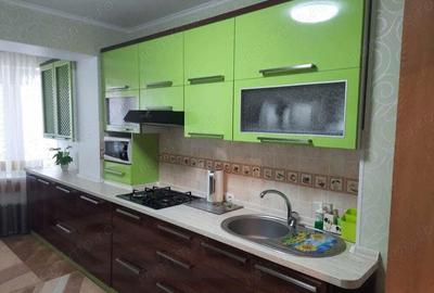 Apartament cu 3 camere in zona Drumul Taberei - 1
