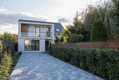 Casă premium în Subcetate, construcție nouă finisaje de lux Comision 0 - 1