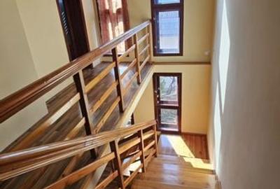Casă cu 4 camere cu Teren 300 Mp în Central - 7