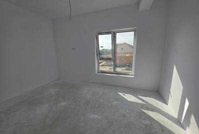 Duplex cu 4 camere cu Canalizare în Moșnița Nouă - 9