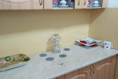 Apartament cu 3 camere în Micro 3 - 1