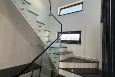 Vila de vanzare cu design deosebit in cartierul Bucium - 16