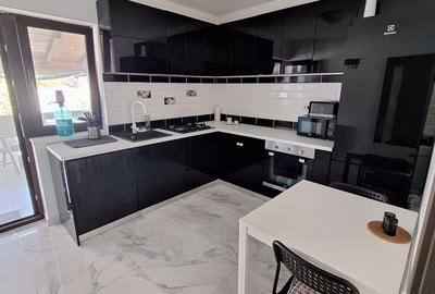 Domnesti, casa individuala, 4 camere, 2 bai, 105mp utili, suprafata teren 330mp - 5