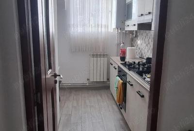 Apartament cu 3 camere semidecomandat în Central - 5